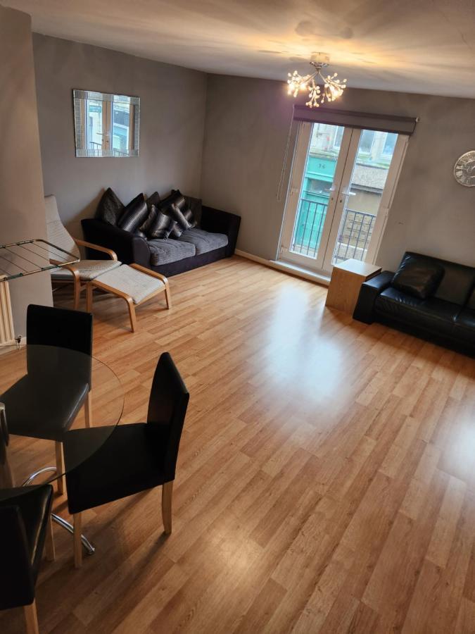 No 11 3 Bed Serviced Appartment Town Centre Girvan Ngoại thất bức ảnh